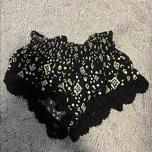 Forever 21 Black and Cream Patterned Shorts